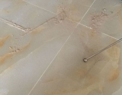 淄川瓷砖空鼓维修公司分享粘合剂选择不当在瓷砖铺贴过程中可能导致以下问题